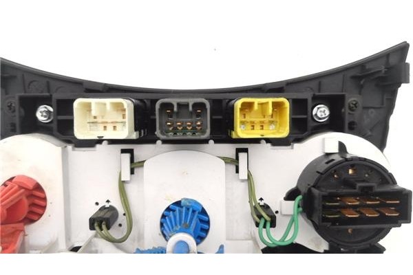Recambio de mandos calefaccion / a.a. para hyundai i10 (pa) 1.2 classic referencia OEM IAM 972500X0304X UO54074813 