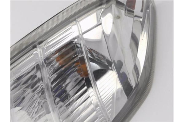 Recambio de intermitente delantero dcho para nissan x-trail (t30) 2.2 di 4x4 referencia OEM IAM E130554  