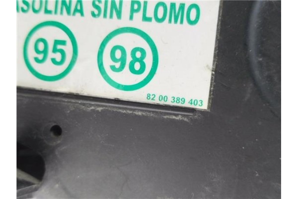 Recambio de tapa exterior combustible para renault clio iii 1.6 16v referencia OEM IAM 8200389403 7700812369 