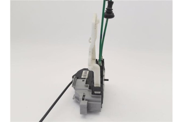 Recambio de cierre electromagnetico trasero izquierdo para hyundai i30 (fd) 1.6 comfort referencia OEM IAM 814102L000  