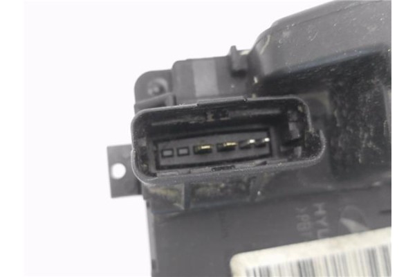 Recambio de cierre electromagnetico trasero izquierdo para hyundai i30 (fd) 1.6 comfort referencia OEM IAM 814102L000  