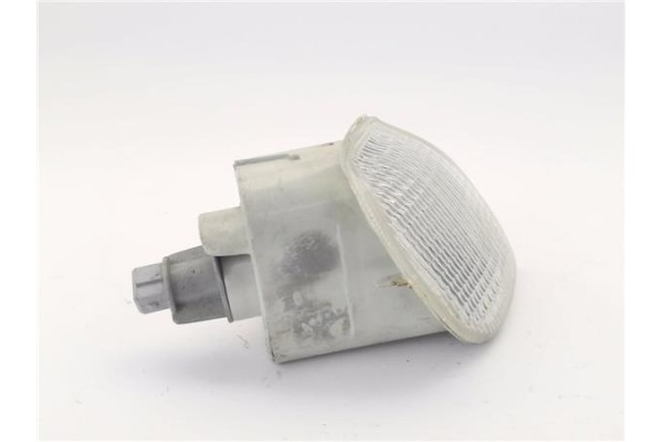 Recambio de intermitente delantero dcho para alfa romeo 146 1.9 td referencia OEM IAM 016671503RC  