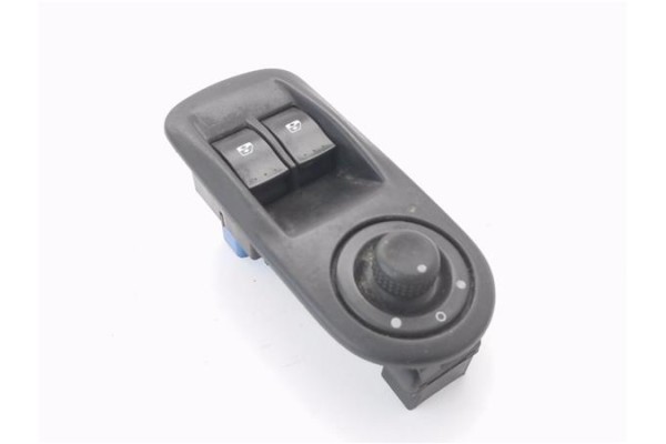 Recambio de mando elevalunas delantero izquierdo para opel vivaro 2.0 cdti referencia OEM IAM 8200011867  