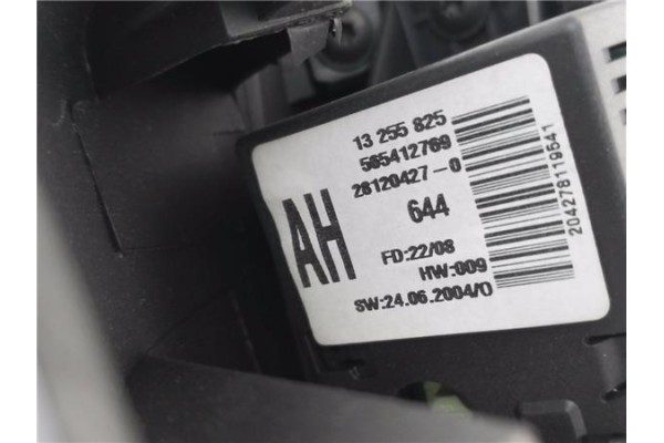 Recambio de pantalla para opel vivaro 2.0 cdti referencia OEM IAM 13255825 585412769 