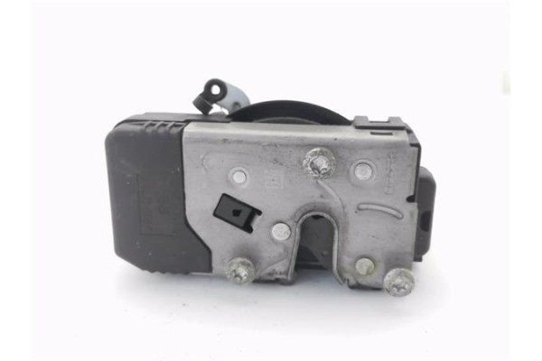 Recambio de cierre electromagnetico delantero derecho para opel vivaro 2.0 cdti referencia OEM IAM 8200042171 91166234 