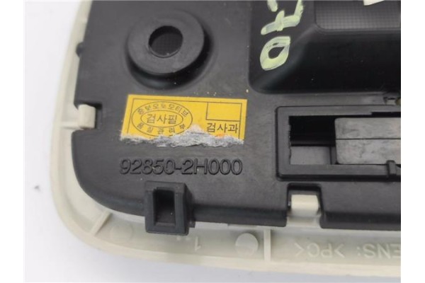Recambio de luz delantero central techo para hyundai i10 (pa) 1.2 classic referencia OEM IAM 928502H000  