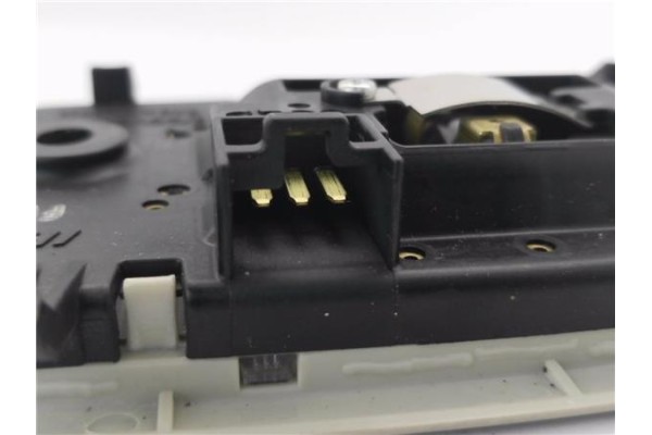 Recambio de luz delantero central techo para hyundai i10 (pa) 1.2 classic referencia OEM IAM 928502H000  