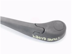 Recambio de brazo limpiaparabrisas trasero para renault clio iii 1.4 16v referencia OEM IAM 8200213059  