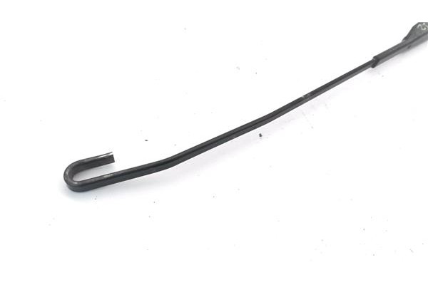 Recambio de brazo limpiaparabrisas delantero izquierdo para opel vivaro 2.0 cdti referencia OEM IAM 7700311582 91165490 