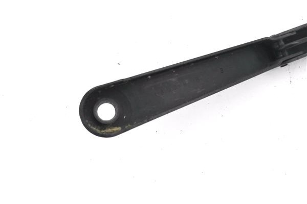 Recambio de brazo limpiaparabrisas delantero izquierdo para opel vivaro 2.0 cdti referencia OEM IAM 7700311582 91165490 