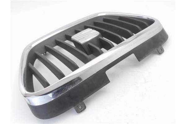 Recambio de rejilla capo para seat altea xl (5p5) 1.6 tdi referencia OEM IAM 5P9853654  