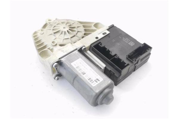 Recambio de motor elevalunas delantero derecho para seat altea xl (5p5) 1.6 tdi referencia OEM IAM 5P0837402AK 3C08959702 