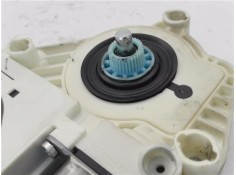 Recambio de motor elevalunas delantero derecho para seat altea xl (5p5) 1.6 tdi referencia OEM IAM 5P0837402AK 3C08959702 