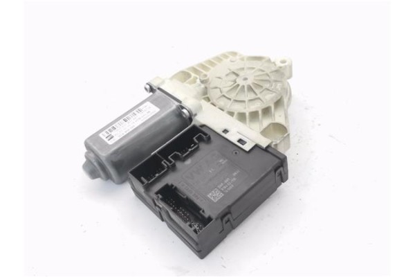 Recambio de motor elevalunas delantero izquierdo para seat altea xl (5p5) 1.6 tdi referencia OEM IAM 5P0837401AK 3C8959701 