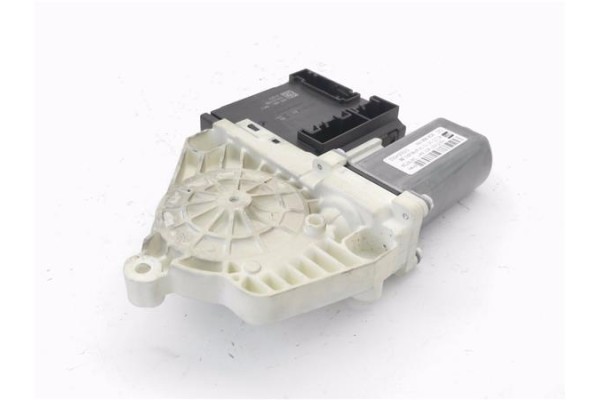 Recambio de motor elevalunas delantero izquierdo para seat altea xl (5p5) 1.6 tdi referencia OEM IAM 5P0837401AK 3C8959701 