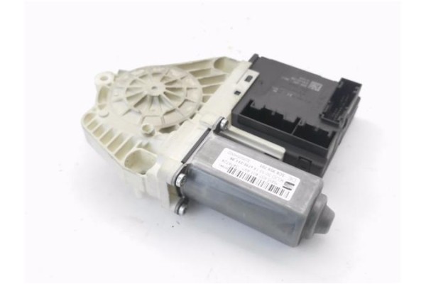 Recambio de motor elevalunas delantero izquierdo para seat altea xl (5p5) 1.6 tdi referencia OEM IAM 5P0837401AK 3C8959701 