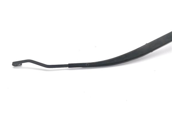 Recambio de brazo limpiaparabrisas delantero derecho para hyundai i30 (fd) 1.6 comfort referencia OEM IAM 420011234  