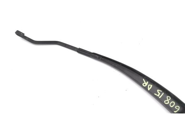 Recambio de brazo limpiaparabrisas delantero derecho para hyundai i30 (fd) 1.6 comfort referencia OEM IAM 420011234  