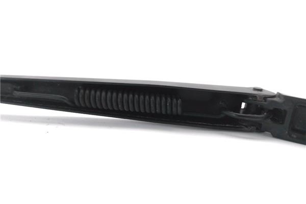 Recambio de brazo limpiaparabrisas delantero izquierdo para hyundai i30 (fd) 1.6 comfort referencia OEM IAM 420011203  