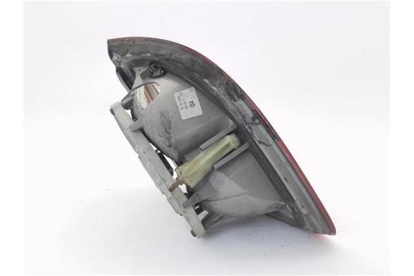 Recambio de piloto porton trasero derecho para mercedes-benz clase e (bm 211) berlina 2.7 e 270 cdi (211.016) referencia OEM IAM