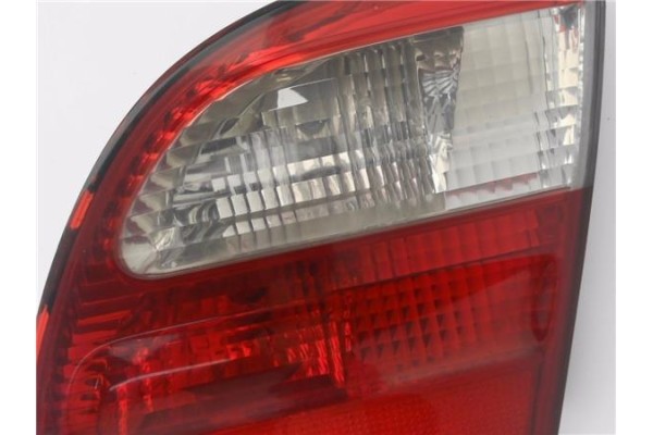 Recambio de piloto porton trasero derecho para mercedes-benz clase e (bm 211) berlina 2.7 e 270 cdi (211.016) referencia OEM IAM