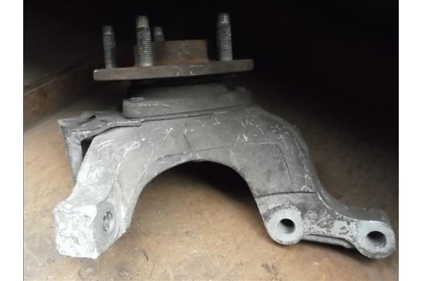 Recambio de mangueta delantero izquierda para opel sintra 2.2 cd referencia OEM IAM   