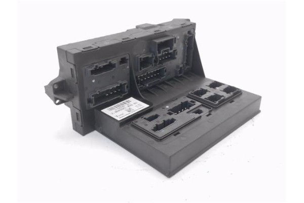Recambio de caja fusibles/rele para mercedes-benz clase e (bm 211) berlina 2.7 e 270 cdi (211.016) referencia OEM IAM 2115457801