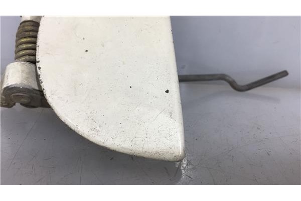 Recambio de maneta exterior delantero derecha para nissan vanette cargo (hc23) 2.3 d referencia OEM IAM 806067C913  