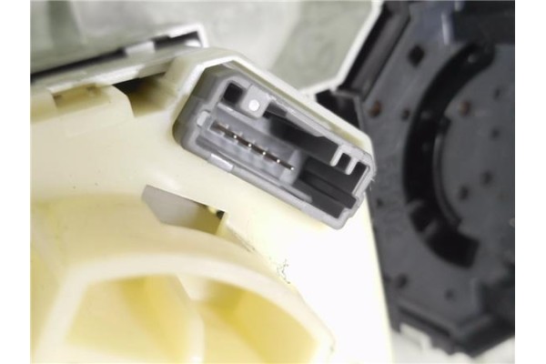 Recambio de mandos calefaccion / a.a. para toyota yaris (ksp9/scp9/nlp9) 1.3 vvt-i referencia OEM IAM 554060D190  