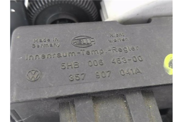 Recambio de mandos calefaccion / a.a. para volkswagen vento (1h2) 1.4 cl referencia OEM IAM 5HB00646300 357907041A 