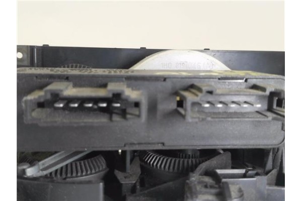 Recambio de mandos calefaccion / a.a. para volkswagen vento (1h2) 1.4 cl referencia OEM IAM 5HB00646300 357907041A 