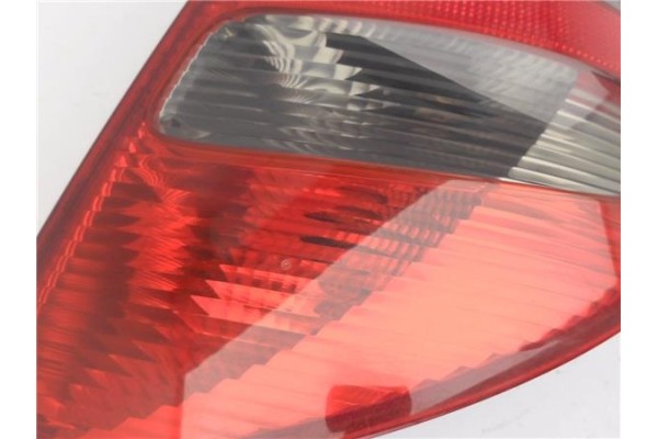 Recambio de piloto trasero derecho para mercedes-benz clase a (bm 169) 2.0 a 180 cdi (169.007) referencia OEM IAM A1698201064R  
