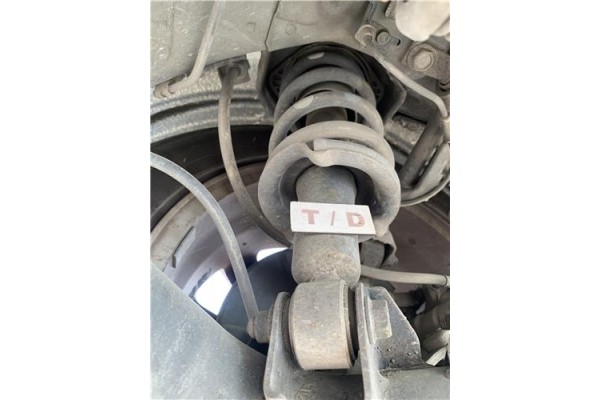 Recambio de amortiguador trasero derecho para honda civic berlina 3 (ep) 1.6i sport referencia OEM IAM 52611S5VE04  
