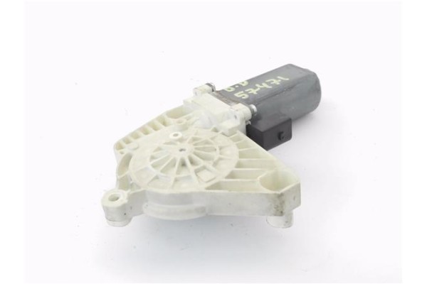 Recambio de motor elevalunas delantero derecho para mercedes-benz clase a (bm 169) 2.0 a 180 cdi (169.007) referencia OEM IAM A1