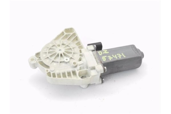 Recambio de motor elevalunas delantero izquierdo para mercedes-benz clase a (bm 169) 2.0 a 180 cdi (169.007) referencia OEM IAM 