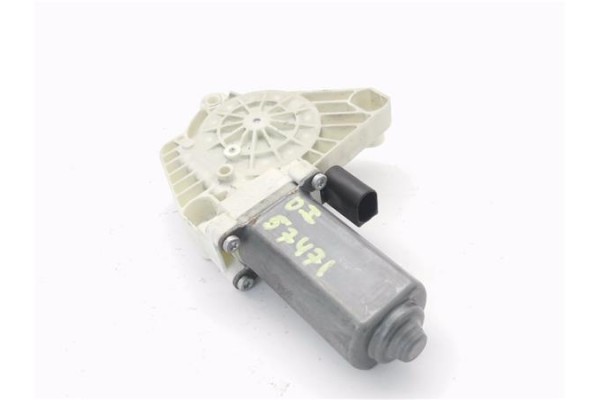 Recambio de motor elevalunas delantero izquierdo para mercedes-benz clase a (bm 169) 2.0 a 180 cdi (169.007) referencia OEM IAM 