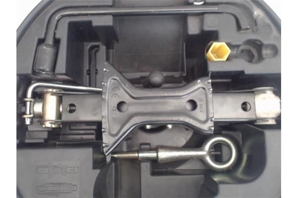 Recambio de gato para citroen c3 1.4 hdi referencia OEM IAM 9642729780  