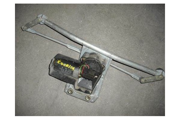 Recambio de motor limpiaparabrisas delantero para ford courier 1.8 d referencia OEM IAM  0 390 241 306 CEP  Recambio de motor limpiaparabrisas delantero para ford courier 1.8 d referencia OEM IAM  0 390 241 306 CEP