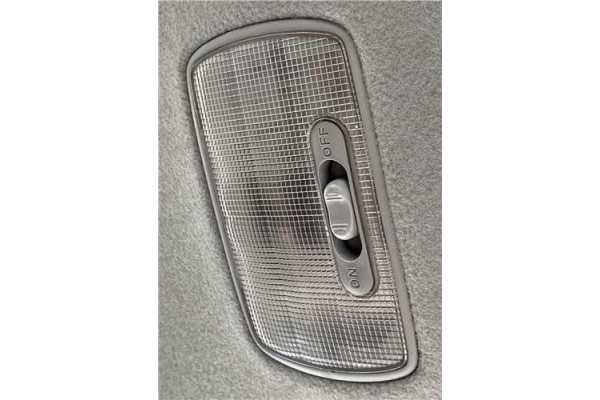 Recambio de luz trasero central techo para honda civic berlina 3 (ep) 1.6i sport referencia OEM IAM 34251S5A003  