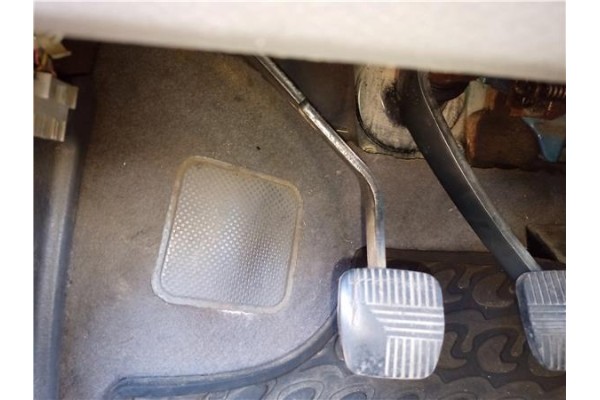 Recambio de pedal embrague para nissan terrano ii (r20) 2.4 i 12v 4wd referencia OEM IAM   