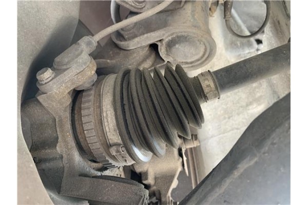 Recambio de palier delantero derecho para honda civic berlina 3 (ep) 1.6i sport referencia OEM IAM 44305S6A950  