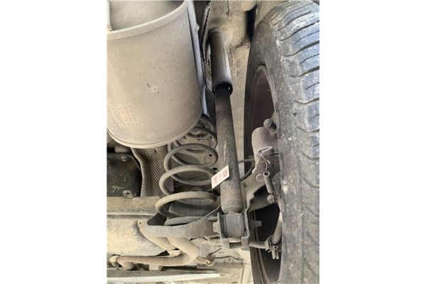 Recambio de amortiguador trasero derecho para toyota yaris (ksp9/scp9/nlp9) 1.4 active referencia OEM IAM 485300D180  