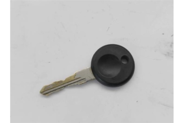 Recambio de maneta exterior delantero izquierda para volkswagen polo coupé (86c, 80) 1.3 referencia OEM IAM   