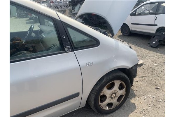 Recambio de aleta delantero derecha para seat alhambra (7v9) 1.9 reference referencia OEM IAM 7M3821106K  