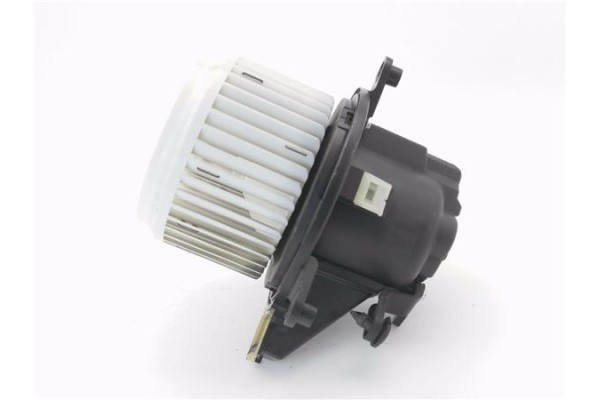 Recambio de motor calefaccion para alfa romeo giulia (952) 2.2 super referencia OEM IAM 5W0431000E 5W0431100 