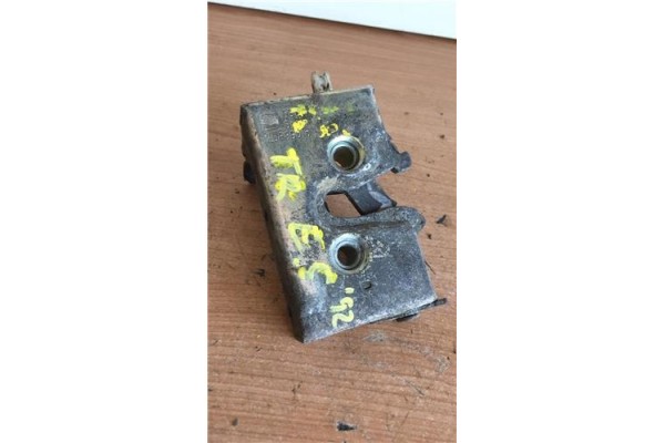 Recambio de cierre electromagnetico trasero izquierdo para seat toledo (1l) 1.6 i referencia OEM IAM 1L0839015  