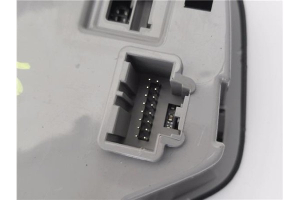 Recambio de luz delantero central techo para alfa romeo giulia (952) 2.2 super referencia OEM IAM 01561305430 F08934001B 