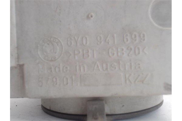 Recambio de faro antiniebla izquierdo para skoda fabia combi (6y5) referencia OEM IAM 6Y0941699  6Y0941699A , AUDI