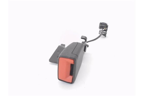 Recambio de anclaje cinturon trasero izquierdo para alfa romeo giulia (952) 2.2 super referencia OEM IAM 34208773E  