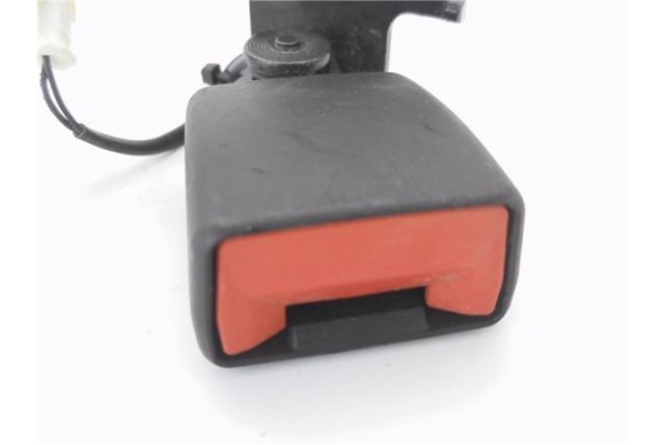Recambio de anclaje cinturon trasero derecho para alfa romeo giulia (952) 2.2 super referencia OEM IAM 34208774E  